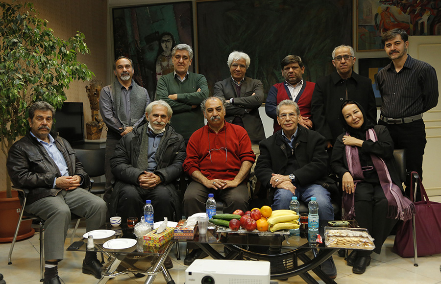 انتخاب اولیه آثار (عکس: ساینا قادری)
